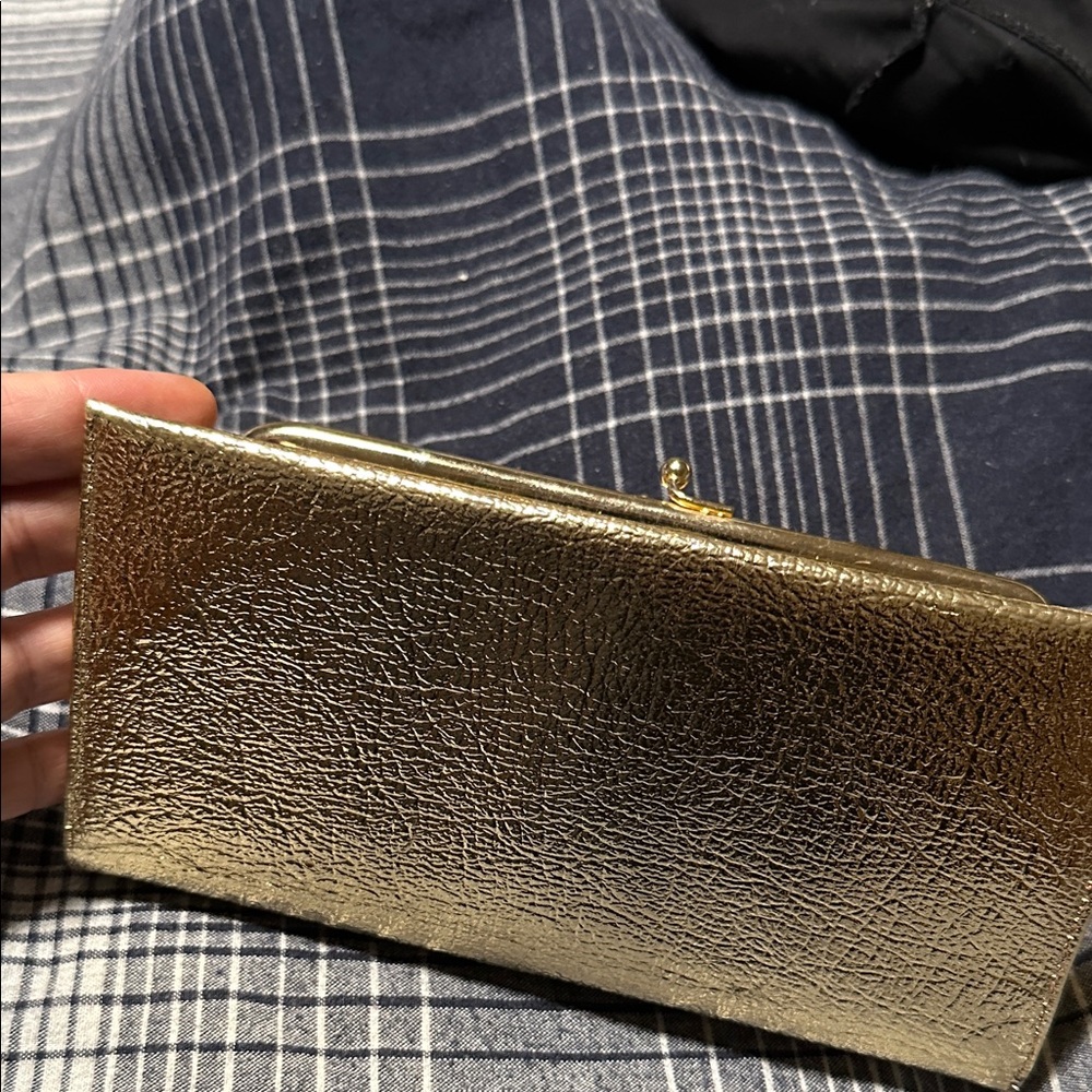 Baronet Vintages Gold Textured Clutch